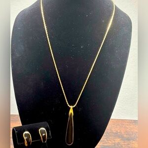 Goldette vintage gold-tone with black inlay necklace and clip earring set